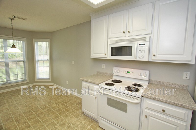 Gorgeous stepless 3 BR/2 BA Ranch in Winder! property image