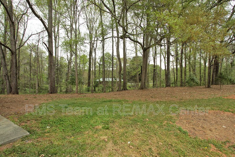 Gorgeous stepless 3 BR/2 BA Ranch in Winder! property image