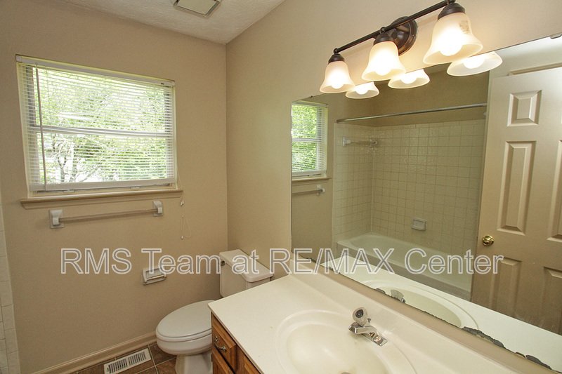 Great Schools, Great Location! property image
