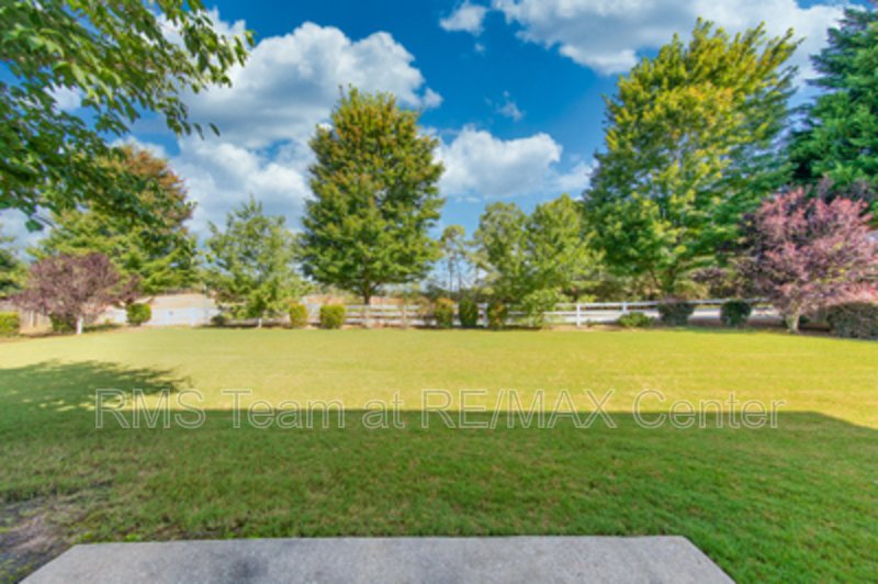 Close to I-85, I-985 & Mall of GA property image