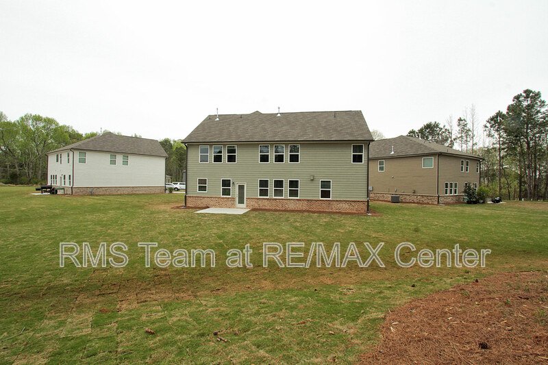 5 BR/3 BA 2-Story Traditional in Loganville! property image