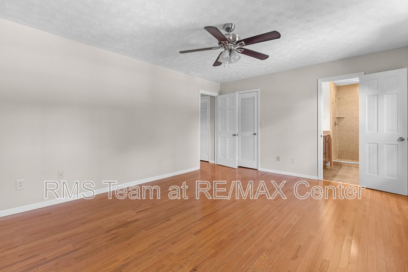 Peachtree Ridge School District & Convenient to Shopping /Restaurants! property image