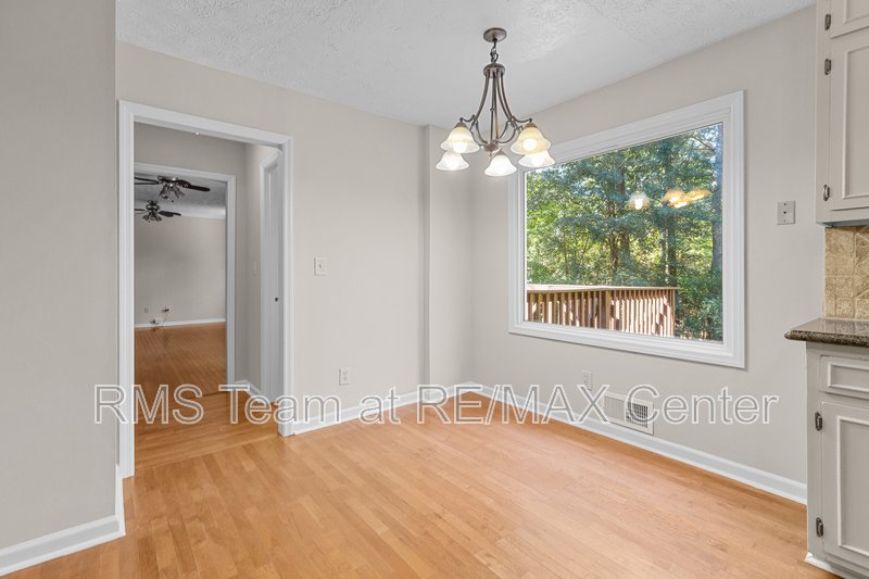 Peachtree Ridge School District & Convenient to Shopping /Restaurants! property image