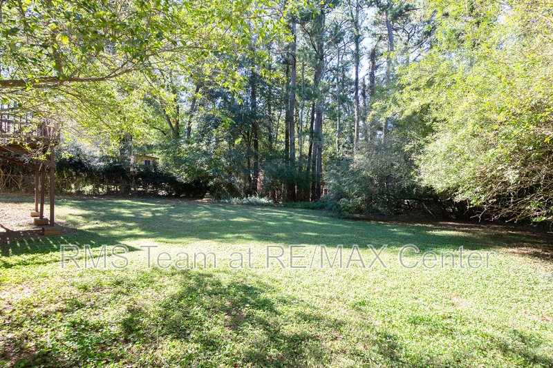 Peachtree Ridge School District & Convenient to Shopping /Restaurants! property image