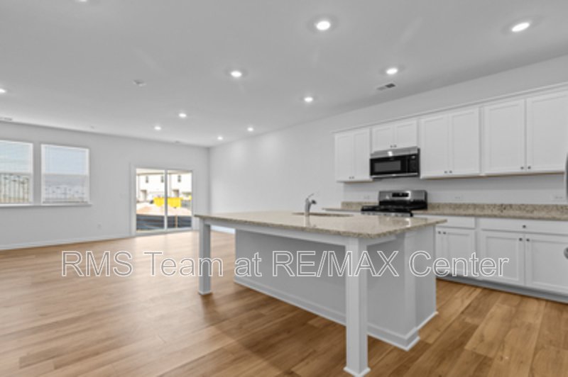 BRAND NEW 3 BEDROOM TOWNHOME property image