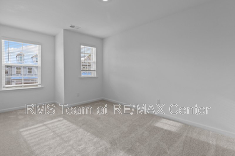 BRAND NEW 3 BEDROOM TOWNHOME property image