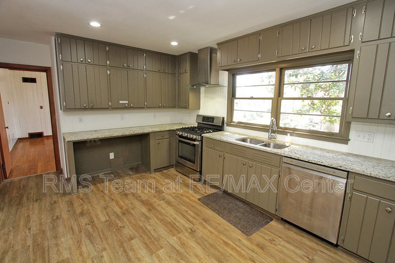 Updated 3BR/2BA Ranch in Buckhead! property image