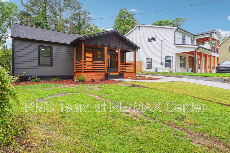 Beautifully Renovated 3-Bedroom Bungalow property image